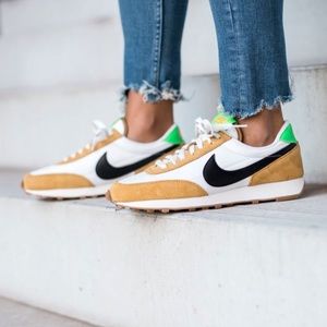 Nike Daybreak Sneakers